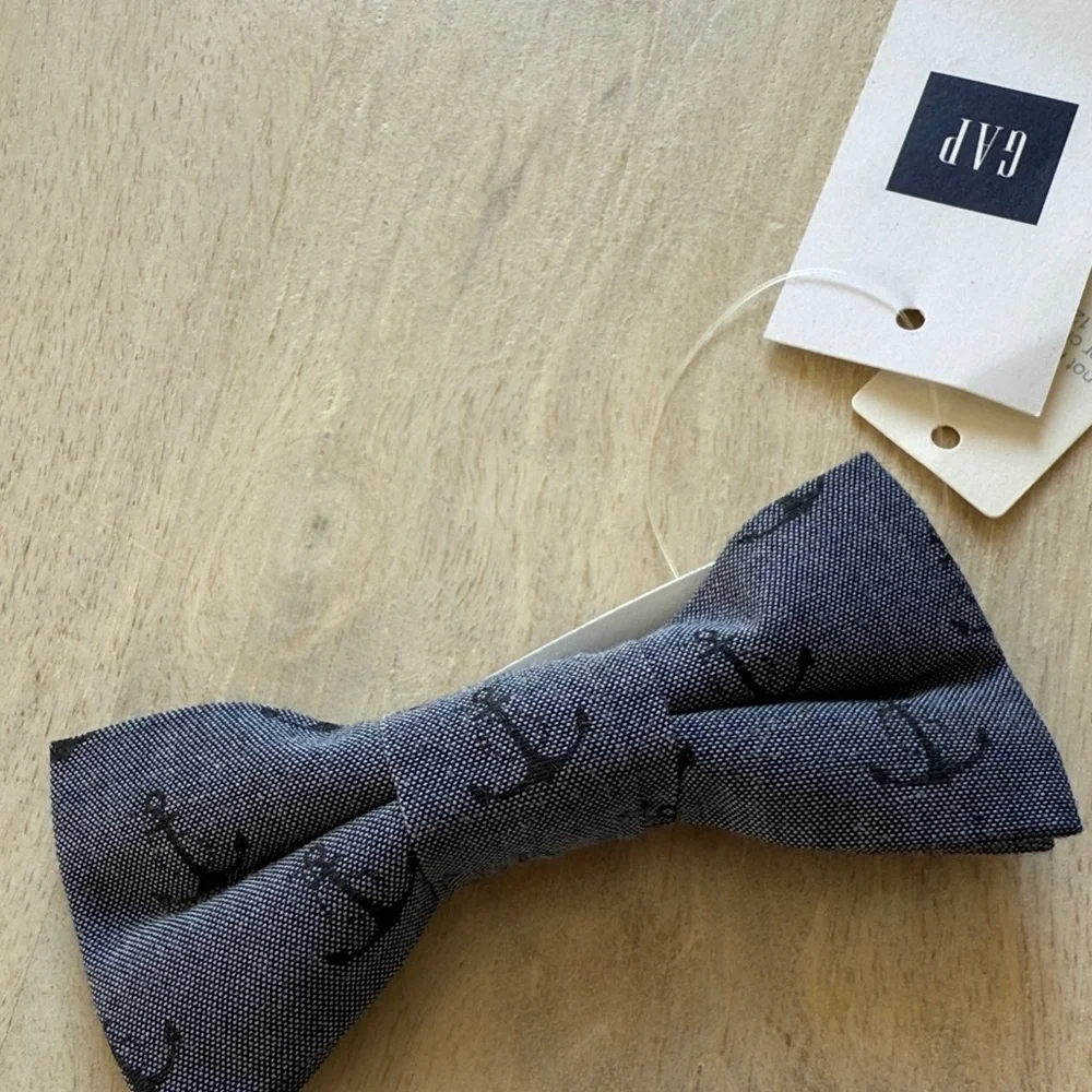 GAP nwt chambray
